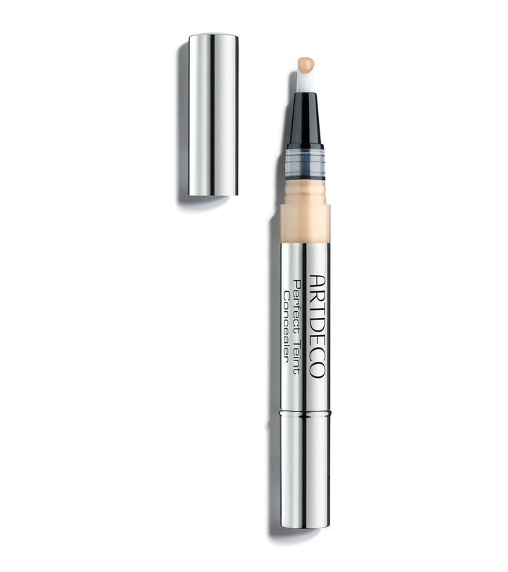 Slim tube concealer with built-in brush, 1.8 ml, shade 19 light beige