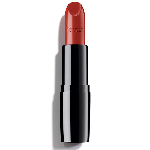 Cream-gel lipstick in warm red shade, 4 g bullet, glossy finish