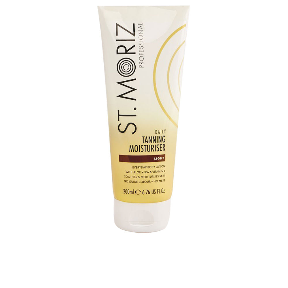 Tube of 200 ml gradual self-tanning moisturiser; light golden lotion, Unisex