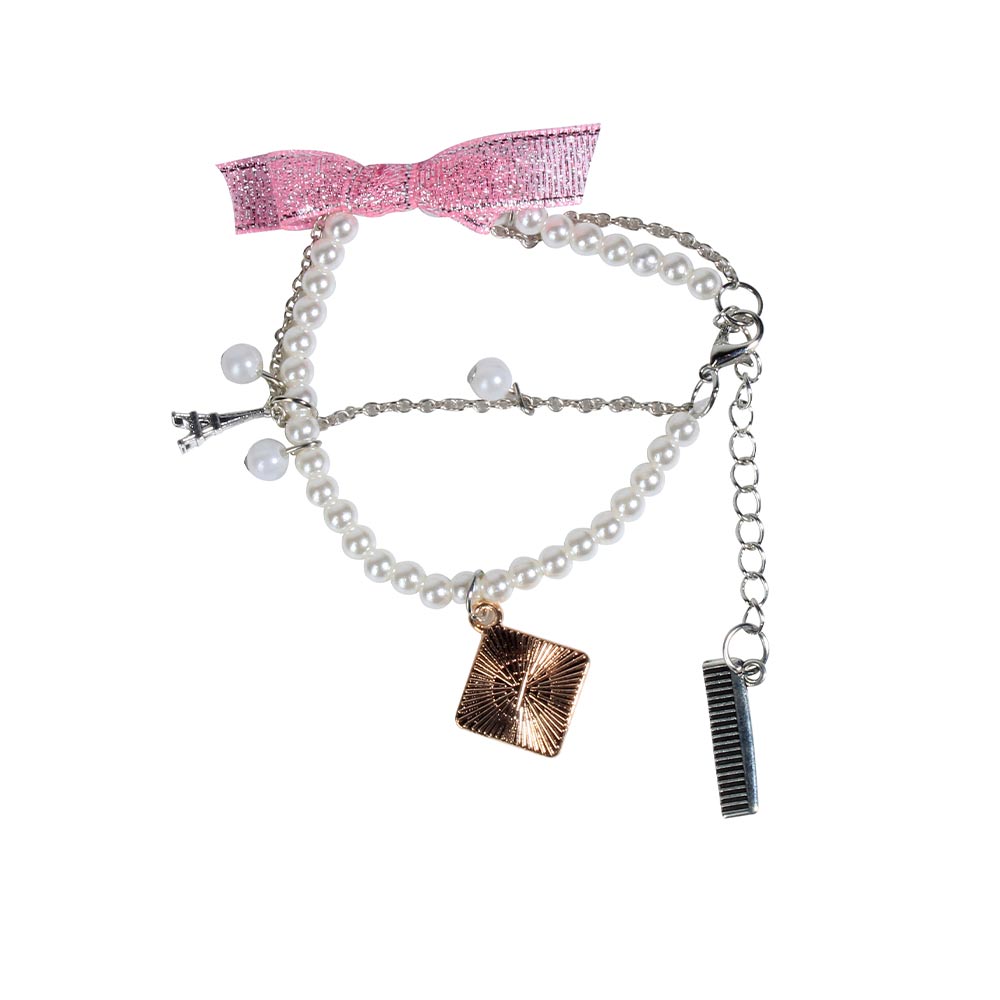 Pulsera de Perlitas with Dangling Charms