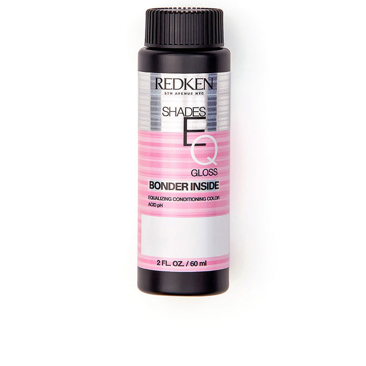 Three 60 ml tubes of ammonia-free semi-permanent vegan hair colour in clinical packaging