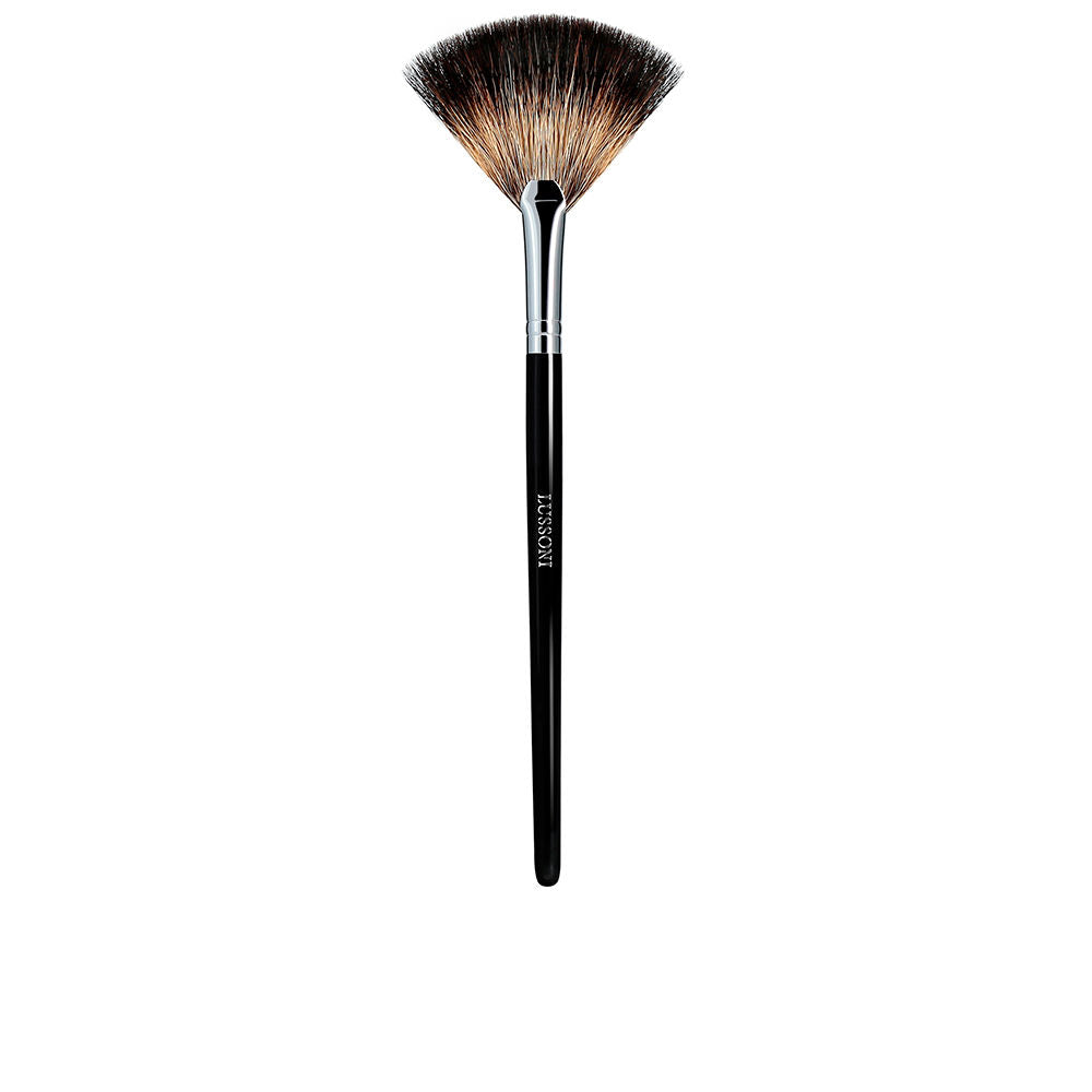 Fan brush with long natural bristles, copper ferrule, varnished wooden handle