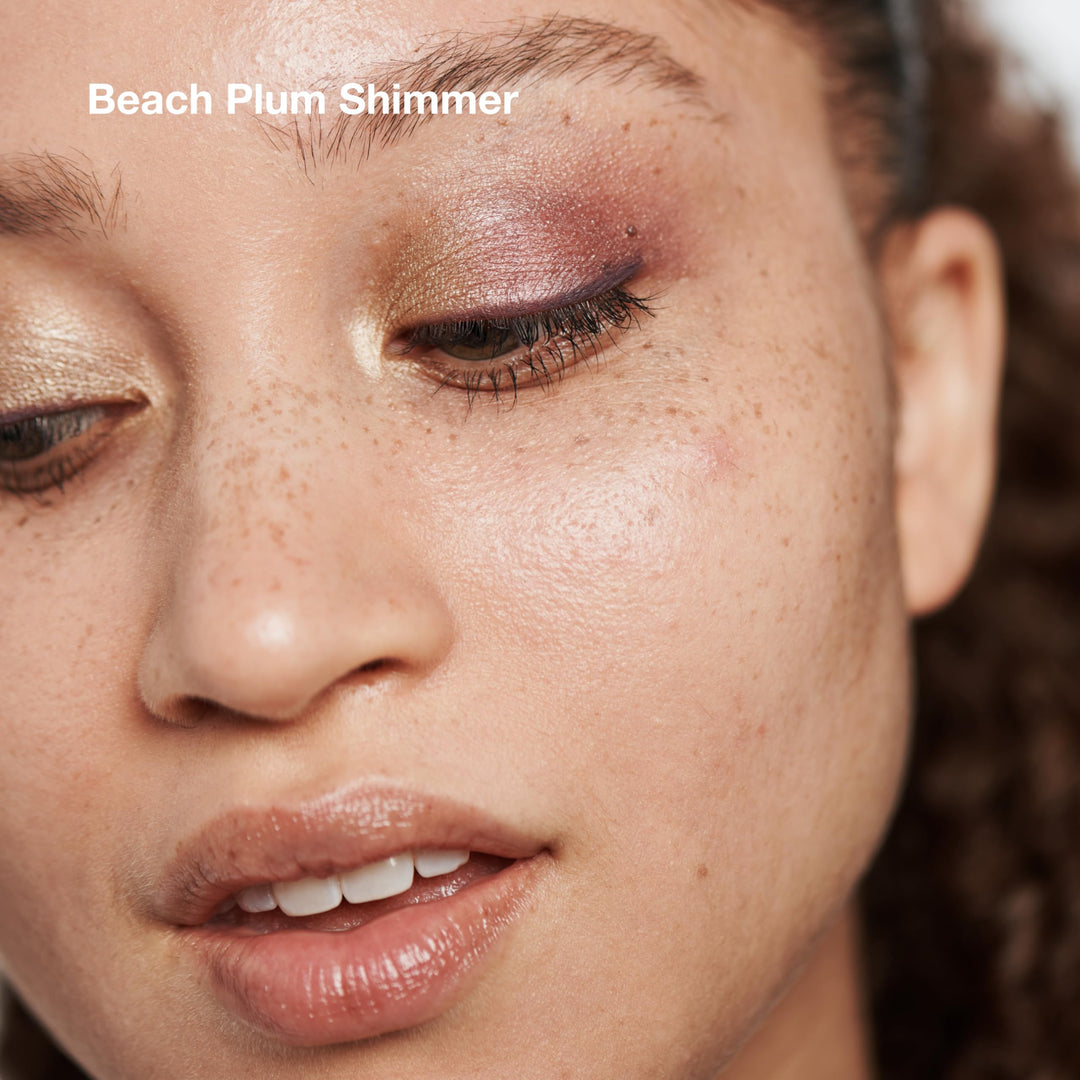 Clinique Compact eyeshadow duo with two neutral matte and shimmer pans, included brush and sponge