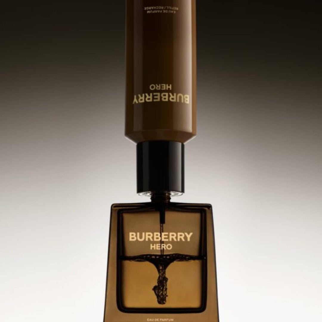 Tall glass 200 ml bottle of woody pine and cedar eau de parfum for Man