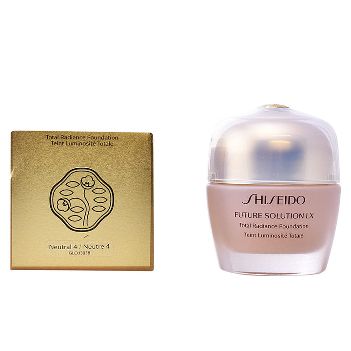 30 ml tube of creamy high‑coverage foundation, neutral shade 4