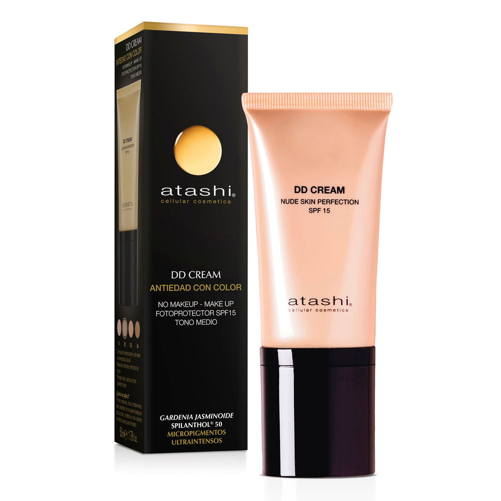 Bronzed tinted DD cream tube and swatch showing light golden coverage, 50 ml