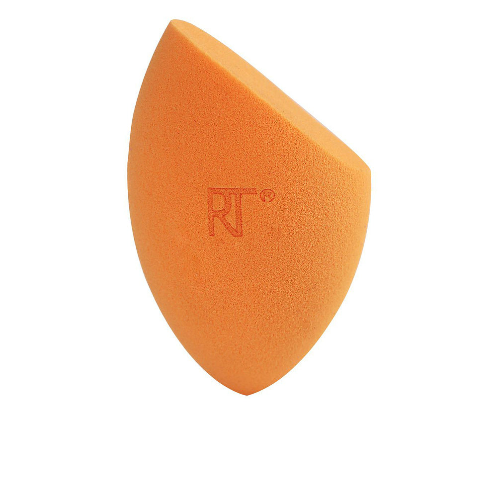 Latex-free three-shape makeup sponge — rounded, flat edge, tapered tip